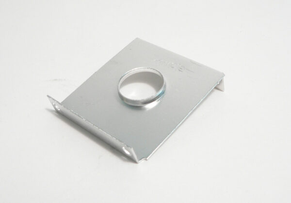Alde aluputken ja ripapatterin 22mm pidin 60x60 mm
